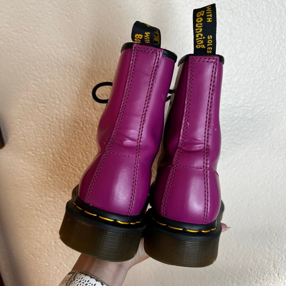 Dr. Martens 1460 8-Eye Combat Boots in fuchsia pink smooth leather LADIES 7 - Picture 4 of 7
